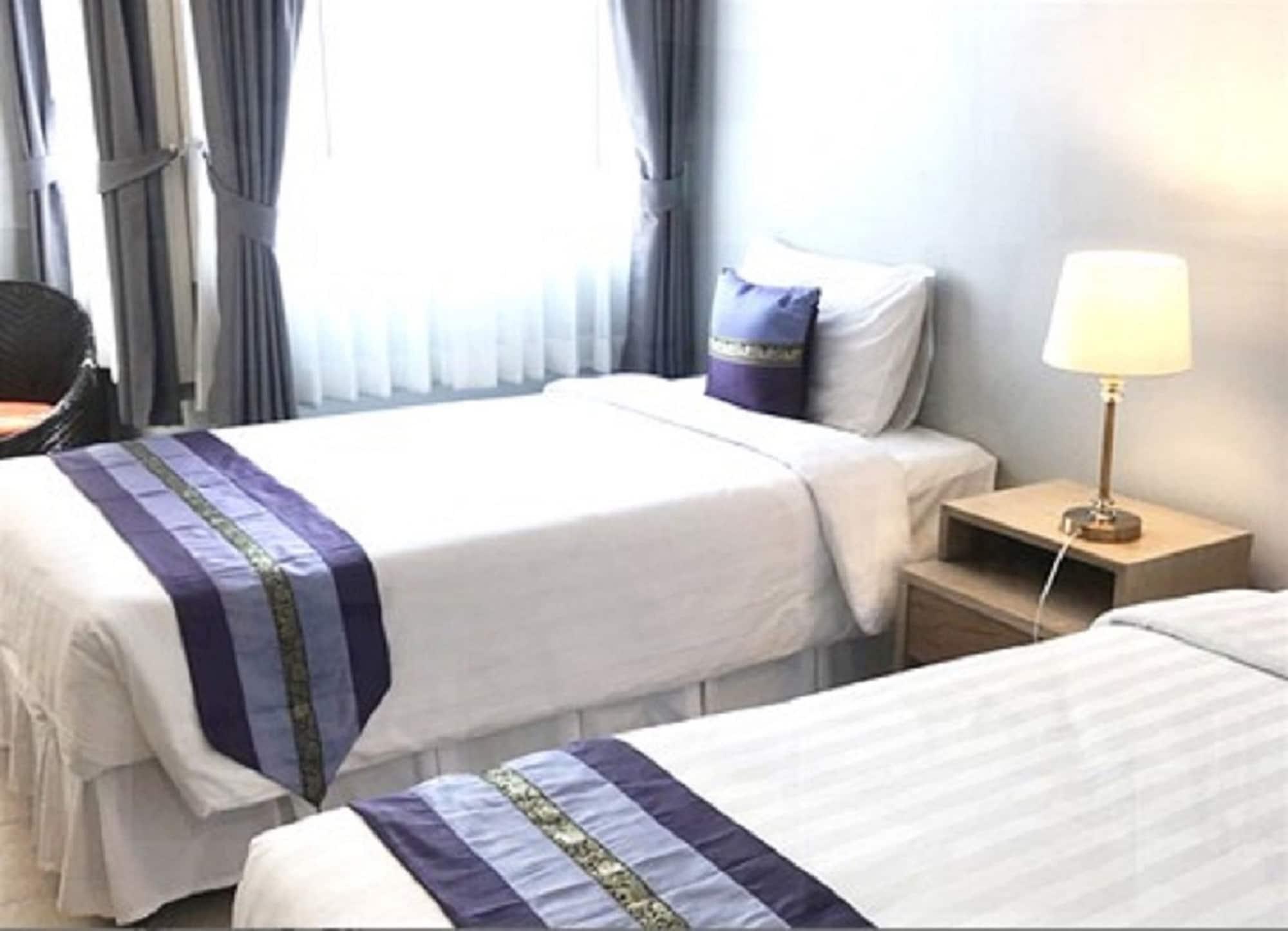 Ratana Hotel Csiangmaj Kültér fotó