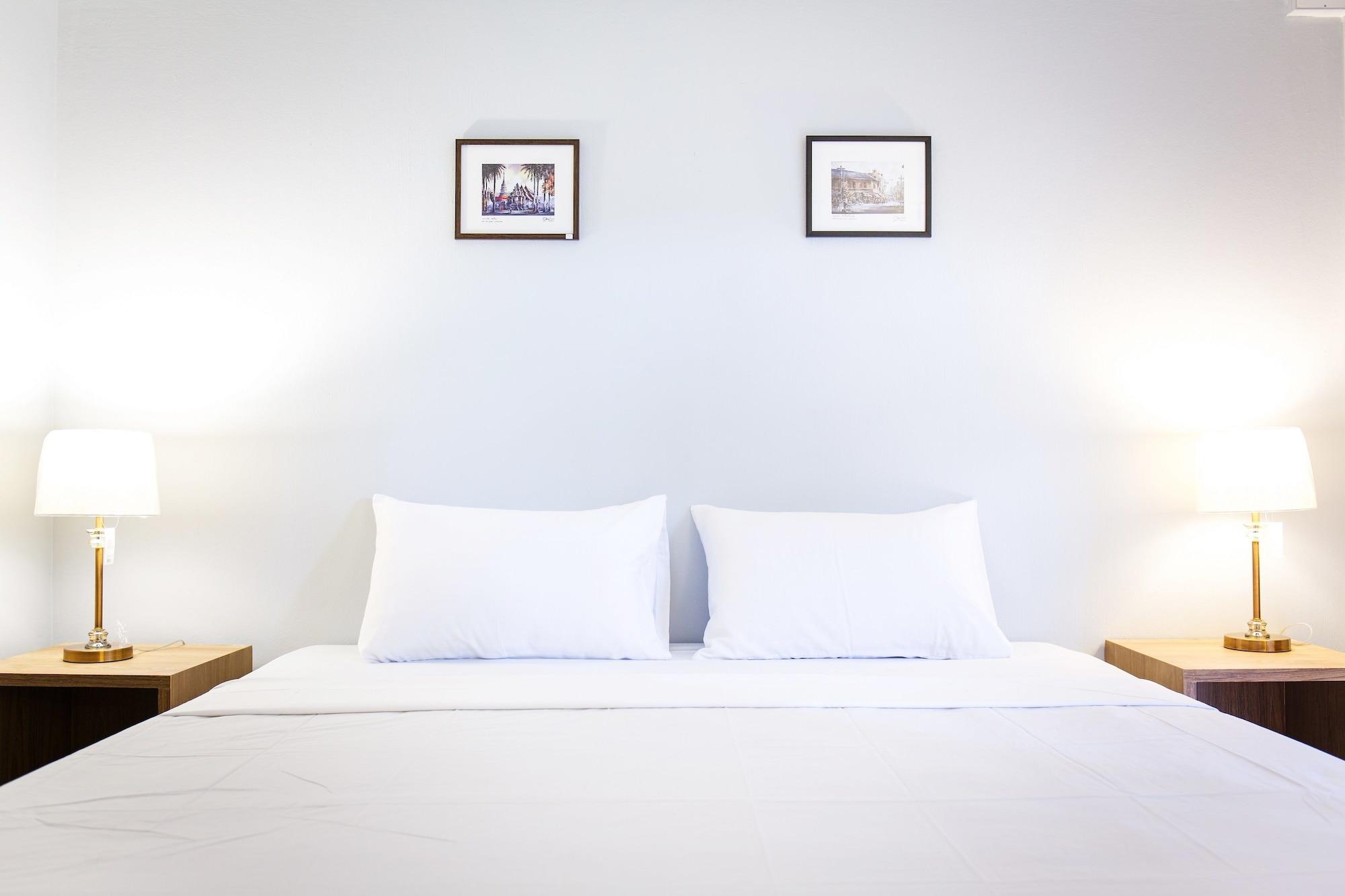 Ratana Hotel Csiangmaj Kültér fotó