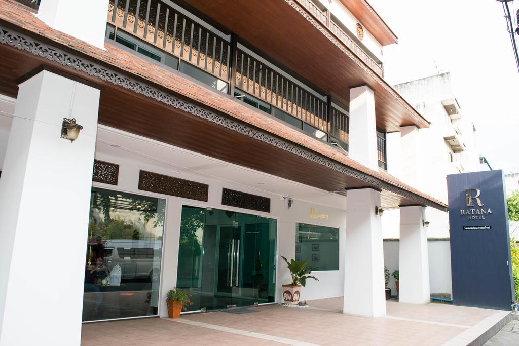 Ratana Hotel Csiangmaj Kültér fotó