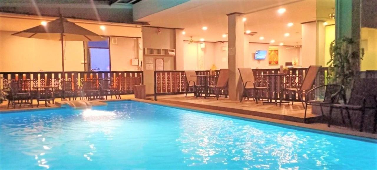 Ratana Hotel Csiangmaj Kültér fotó